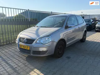 Volkswagen Polo 1.4-16V APK Mogelijk | werkende Airco | Trekhaak