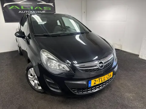 Opel Corsa 1.2-16V Berlin - Trekhaak - Start/Stop - Airco - NAP - APK 2027