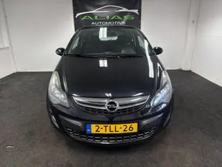 Foto 12 van Opel Corsa 1.2-16V Berlin - Trekhaak - Start/Stop - Airco - NAP - APK 2027