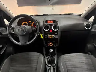 Foto 19 van Opel Corsa 1.2-16V Berlin - Trekhaak - Start/Stop - Airco - NAP - APK 2027