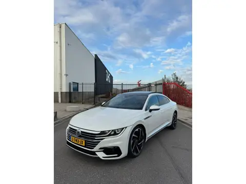 Volkswagen Arteon 2.0 TSI Business R Exclusive
