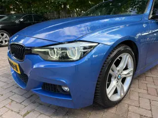 Foto 19 van BMW 3-serie Touring 318i M Sport Shadow|Aut|Dealer OH|NW APK|LED|Cruise|Clima|Leder|