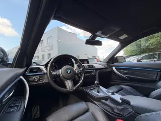 Foto 17 van BMW 3-serie Touring 318i M Sport Shadow|Aut|Dealer OH|NW APK|LED|Cruise|Clima|Leder|