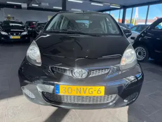 Foto 13 van Toyota Aygo 1.0-12V Comfort Navigator airco elektrische pakket