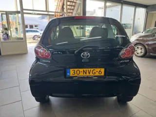 Foto 17 van Toyota Aygo 1.0-12V Comfort Navigator airco elektrische pakket