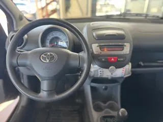 Foto 20 van Toyota Aygo 1.0-12V Comfort Navigator airco elektrische pakket
