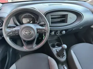 Foto 18 van Toyota Aygo X 1.0 VVT-i MT,Airco, Cruise controle, Lane Assist, 1e eigenaar, Boekjes aanwezig