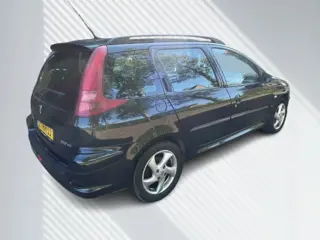 Foto 5 van Peugeot 206 SW 1.6-16V XS Pack | Automaat | Airco | Clima