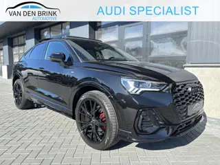Foto 19 van Audi Q3 Sportback 35 TFSI S-Line Black Pano (bj 2022)