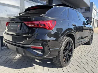 Foto 20 van Audi Q3 Sportback 35 TFSI S-Line Black Pano (bj 2022)