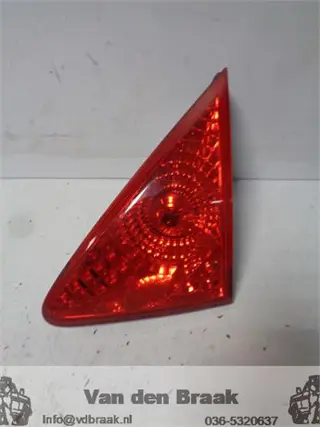 Peugeot 3008 2009-2016 Achterlicht rechts binnenzijde