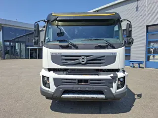 Foto 17 van Volvo FMX11-450 / HYDRAULICS / VEB / AIRCO / AUTOMATIC / EURO-5 / 2012