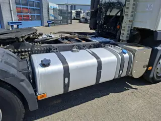 Foto 20 van Volvo FMX11-450 / HYDRAULICS / VEB / AIRCO / AUTOMATIC / EURO-5 / 2012