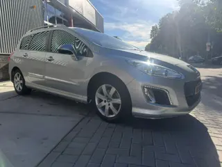 Foto 13 van Peugeot 308 SW 1.6 VTi Première NAVI PANO