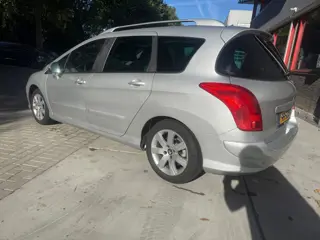 Foto 15 van Peugeot 308 SW 1.6 VTi Première NAVI PANO