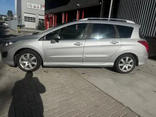Foto 16 van Peugeot 308 SW 1.6 VTi Première NAVI PANO