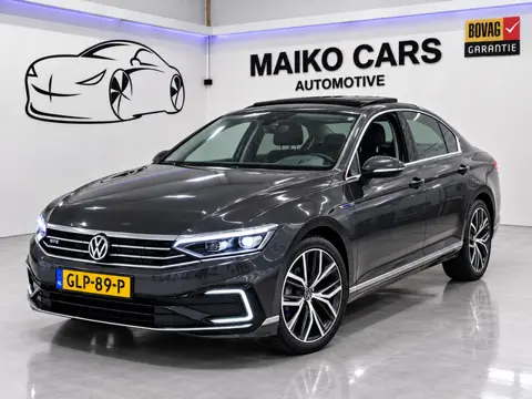 Volkswagen PASSAT 1.4 TSI GTE PANORAMADAK LEER BEKLEIDING Virtual