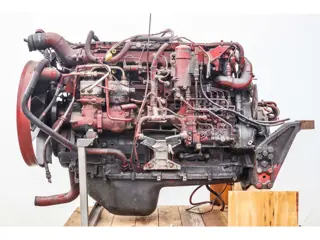 MAN D2866LF26 EURO3 310PS (bj 2002)