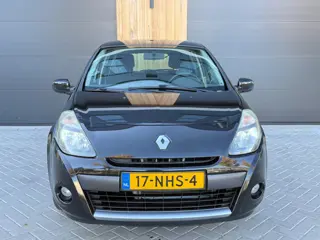 Foto 14 van Renault Clio 1.2 Collection 5-DEURS (bj 2010) Nieuwe distributie|Airco|Lmv|