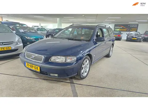 Volvo V70 2.4 Comfort Line Extreem goed onderhouden!!! 183.000dkm Nap!!! Nieuwe apk! Automaat!!Young