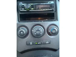 Foto 13 van Kia Carens 2.0 CVVT X-tra Nap Airco APK 19-02-2027 Trekhaak