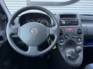 Foto 13 van Fiat Panda 1.2 Active Airco|Elek ramen|Elek ramen|Nette auto|N.A.P|APK tot 03-2027