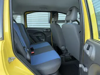 Foto 19 van Fiat Panda 1.2 Active Airco|Elek ramen|Elek ramen|Nette auto|N.A.P|APK tot 03-2027
