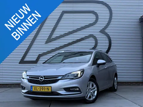 Opel Astra Sports Tourer 1.4 Turbo Online Edition 2e Eigenaar|Navi|Trekhaak|Clima|Cruise|Carplay|PDC