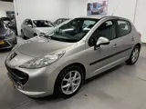 Foto 30 van Peugeot 207 1.4 VTi Look AIRCO / NAP / LM VELGEN
