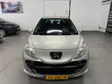 Foto 29 van Peugeot 207 1.4 VTi Look AIRCO / NAP / LM VELGEN