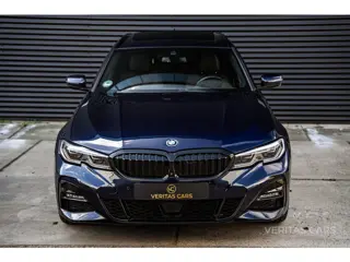 Foto 20 van BMW 3-serie Touring 330e xDrive M-Pakket 292PK|Pano|360°|HUD|Rijmodus|Tr.Haak|Sfeer|Keyless|Laser|Di