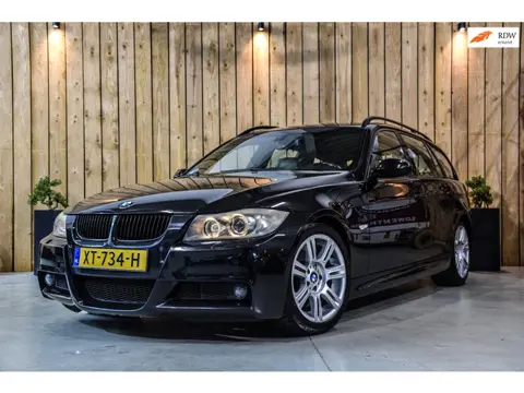BMW 3-serie Touring 325i M-Sport *Xenon*Leder*Carplay*Cruise control*