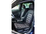 Foto 28 van Volkswagen Golf 2.0 TSI GTI Performance *Pano*Dynaudio*Camera*Keyless*