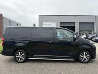 Toyota PROACE Worker 2.0 D-4D AUTOMAAT BLACK EDTION DUBBEL CABINE 177PK, LEDER,TREKHAAK, LM VELGEN, 