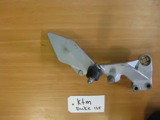 RECHTER SCHETSPLAAT KTM 125 Duke 2013 - 2016