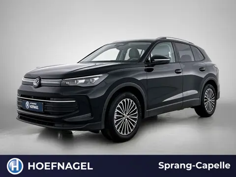 Volkswagen Tiguan 1.5 eTSI Life Edition | Trekhaak | 360 Camera | Stoelverwarming | Adaptive Cruise 