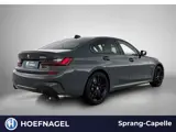 Foto 25 van BMW 3-serie 330e xDrive | Dravit Grau | Camera | Stoelverwarming | Memory Stoelen |