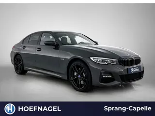 Foto 16 van BMW 3-serie 330e xDrive | Dravit Grau | Camera | Stoelverwarming | Memory Stoelen |