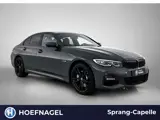 Foto 26 van BMW 3-serie 330e xDrive | Dravit Grau | Camera | Stoelverwarming | Memory Stoelen |