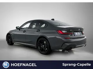 Foto 20 van BMW 3-serie 330e xDrive | Dravit Grau | Camera | Stoelverwarming | Memory Stoelen |