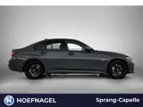Foto 29 van BMW 3-serie 330e xDrive | Dravit Grau | Camera | Stoelverwarming | Memory Stoelen |