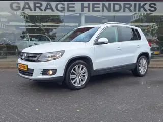 Volkswagen Tiguan 1.4 TSI R Line CUP | Trekhaak 1800kg | Pano Dak | Camera | Navi | Climate | CC |