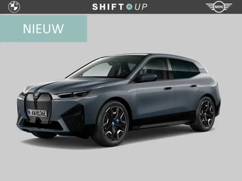 BMW iX xDrive50 112 kWh Skylounge | CoPilot | Massage | Stoelventilatie