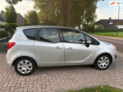 Opel Meriva 1.4 Turbo Anniversary Edition