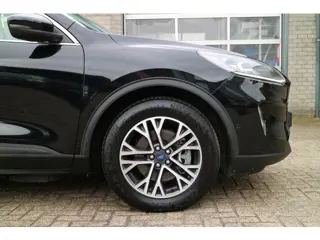 Foto 14 van Ford Kuga 2.5 PHEV Titanium X | Camera | Bliss | Trekhaak! |