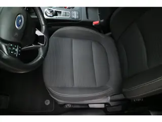 Foto 11 van Ford Kuga 2.5 PHEV Titanium X | Camera | Bliss | Trekhaak! |
