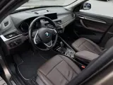 Foto 23 van BMW X1 xDrive25i X-line | Stuurverw. | KeylessEntr. | 230PK! | Schuifdak | Unieke kleur!