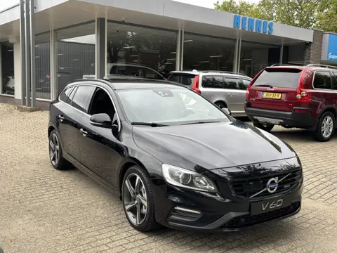 Volvo V60 3.0 T6 330pk AWD R-Design Polestar Keyless Standkachel ACC