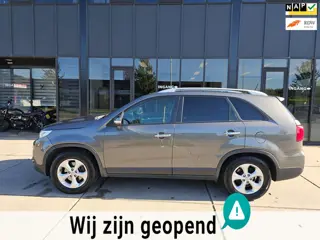 Kia Sorento 2.4 GDi Plus Pack - Pano - Navi - 7PERSOONS
