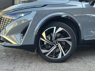 Foto 18 van Nissan QASHQAI 1.5 e-Power Tekna Plus Automaat Bose/Massage stoel/Panoramadak/Leder/Head-Up Display